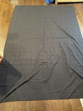 7 X 5 Foot Black Tablecloth and 6 Cloth Napkins Classy Pattern