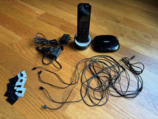 Logitech Harmony Universal Remote W/ Cradle Charger, Hub  4 Emitters 815-000118