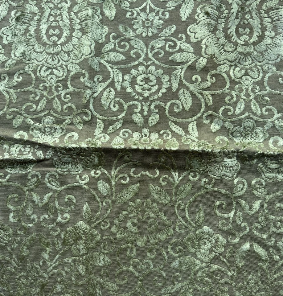 Lee Jofa Beaton Velvet  Germany Designer Fabric Remnant 24 x 24" - Image 3 of 3