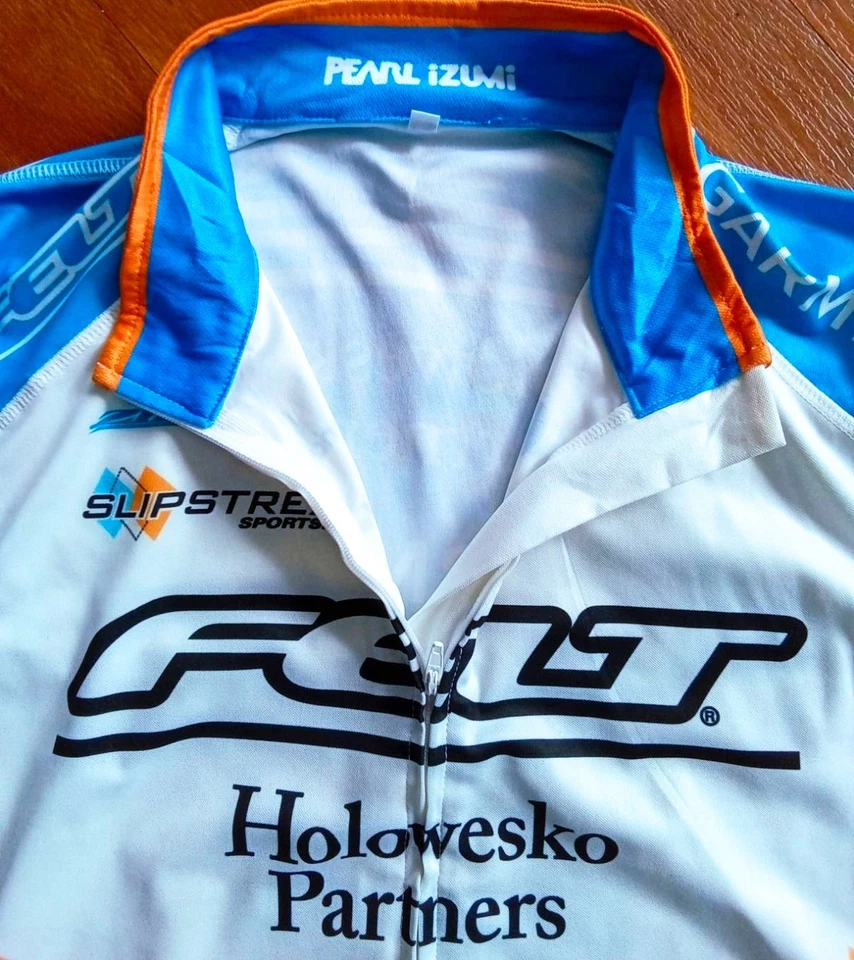 2009 Garmin Felt Team Wind Vest Cycling Jersey — Pearl iZUMi / Slipstream — S/M - Image 4 of 4