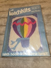 HOT AIR BALLOON LATCHKITS LATCH HOOK WITH A TWIST BETTY WILKINSON 20 X 27 SEALED
