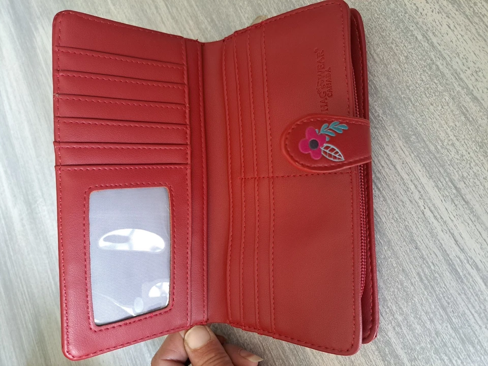 Shagwear Canada Bi-fold Large Owl Garden Red Zipper Wallet Womens - Image 3 of 4