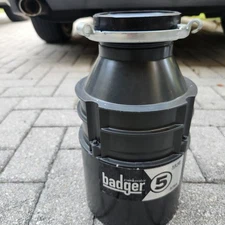 InSinkErator Badger 500-1  Garbage Disposal FOR PARTS ONLY