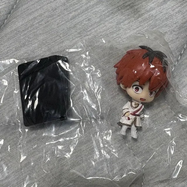 Stark Gundam Capsule Figure Unopened, Collectible Toy