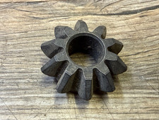64-8 Dart Valiant Barracuda A Body Nos Mopar 7.25 Sure Grip Spider Gear 2404419