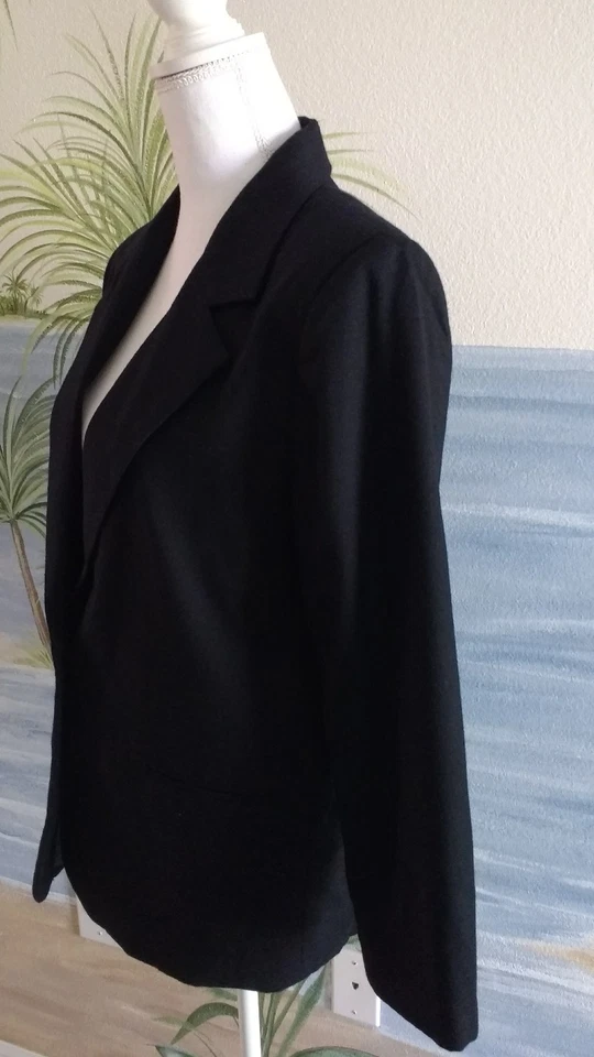 Chaqueta Blazer Briggs Petite Negra Lana Talla 8P Z4 Foto 3 de 4