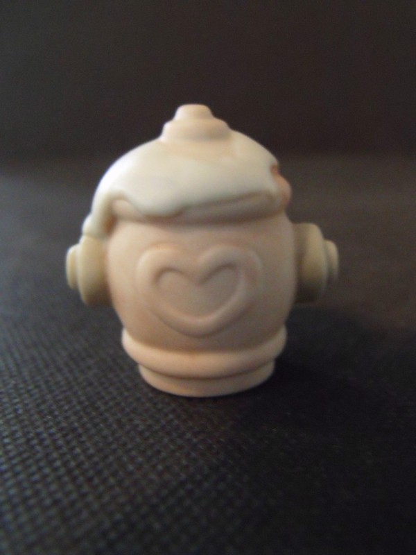# PRECIOUS MOMENTS SUGAR TOWN FIRE HYDRANT CHRISTMAS COLLECTION