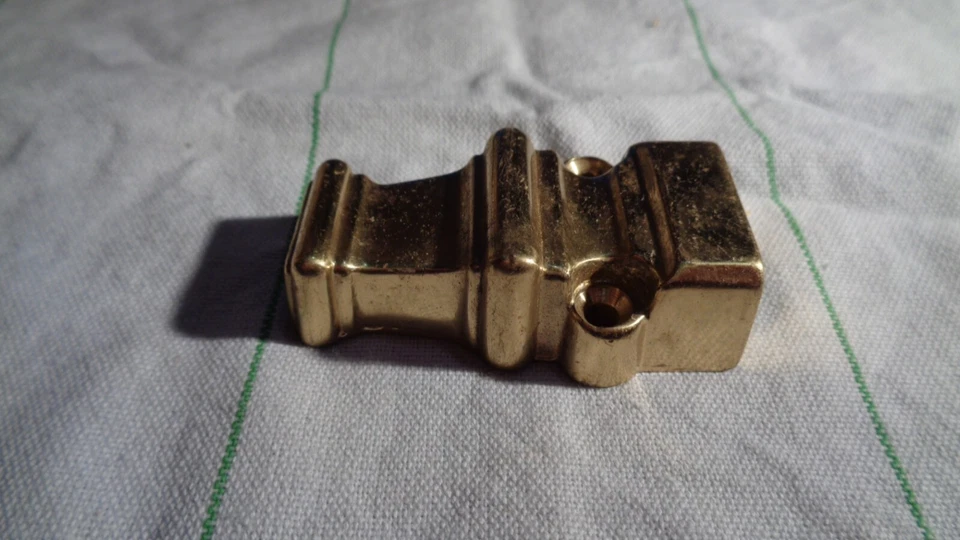 ELEMENT DE CREMONE LAITON 1970 - CHAPITEAU - EMPIRE - POUR BARRE DE 16 mm - C 10 - Photo 3/4