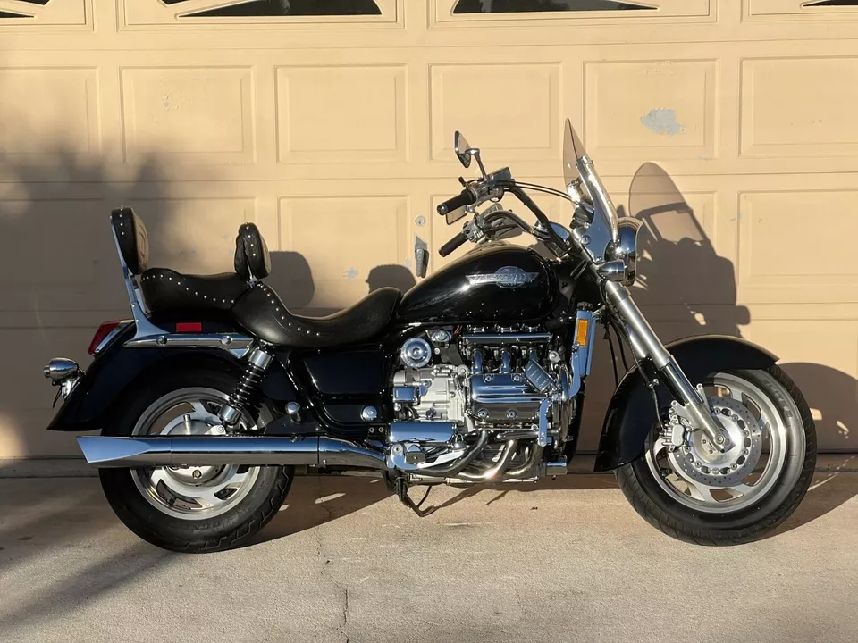 1998 Honda Valkyrie  - Image 2 of 4