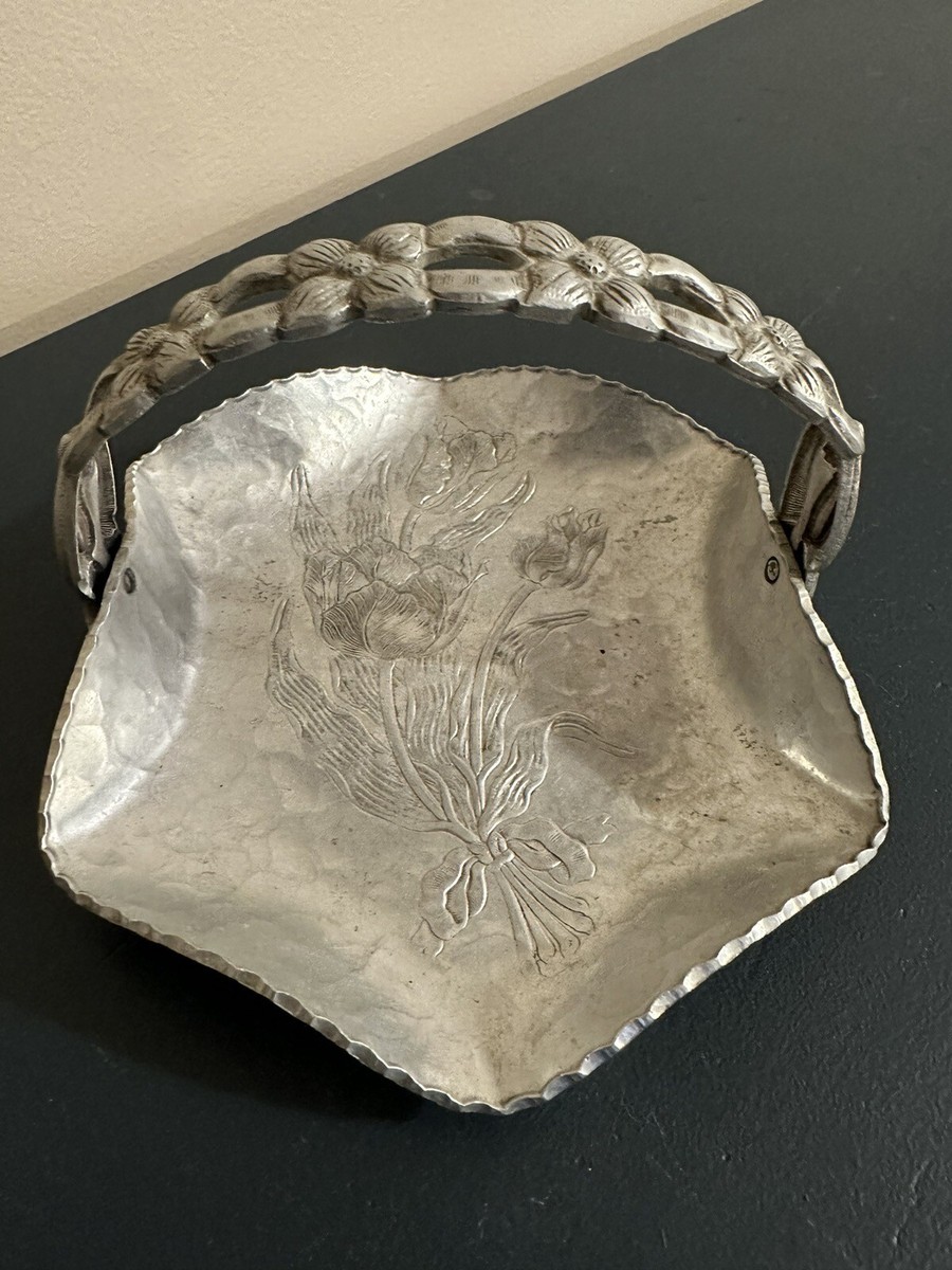 Vintage Hand Wrought Rodney Kent Aluminum Tulip Serving Tray