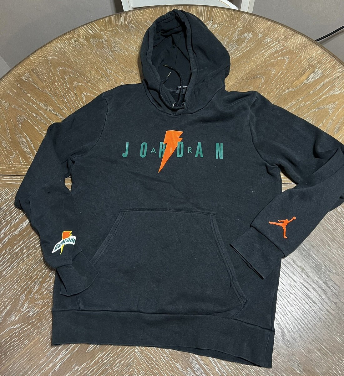 AIR JORDAN GATORADE BLACK HOODIE SZ MEDIUM | eBay