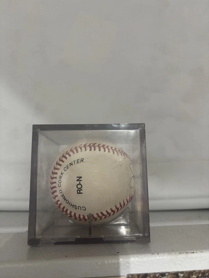 Béisbol autografiado por Sammy Sosa Foto 3 de 3