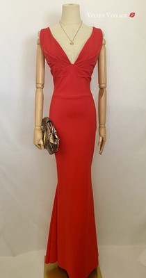CHIARA BONI LA PETITE ROBE SLEEVELESS PLUNGE MERMAID FULL LENGTH GOWN IN PASSION