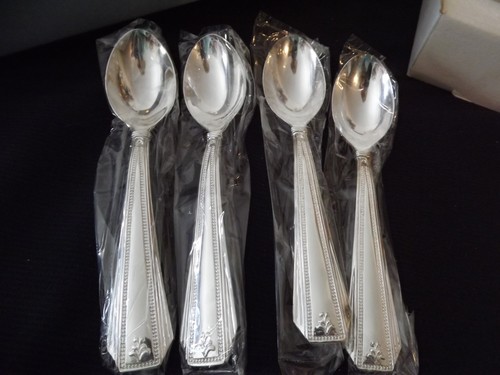 nuovo SET POSATE PLACCATE ARGENTO 20pz 4 posti REGENT SQUARE 2 set disponibili - Foto 10 di 18