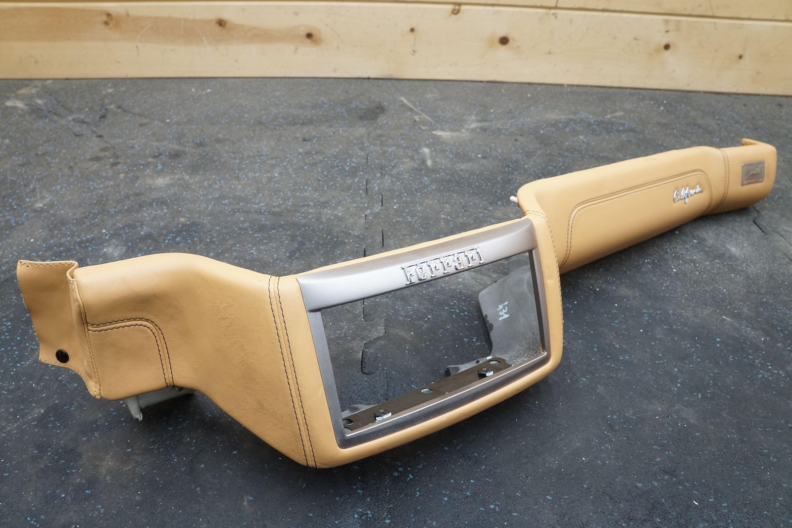 Right Central Dashboard Trim Panel Beige 80809200 OEM Ferrari California 2011