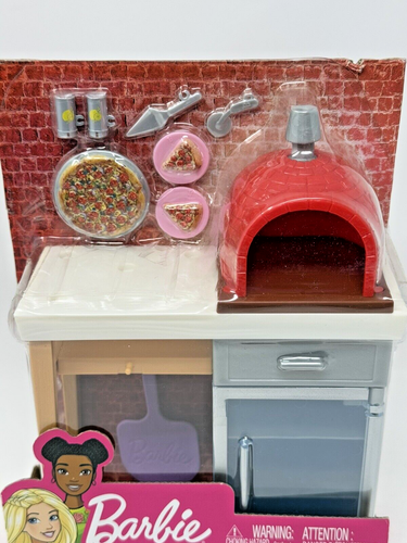 2019 Barbie Outdoor Pizza Oven with Pizza and Accessories - Picture 2 of 13