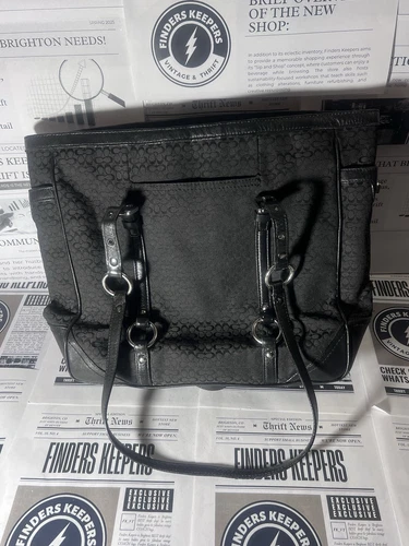 Borsa a tracolla Coach in tela con motivo logo nera bordo in pelle lucida