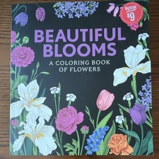 Beautiful Blooms Coloring Book of Flowers Editors of Chartwell Books 2022 PB