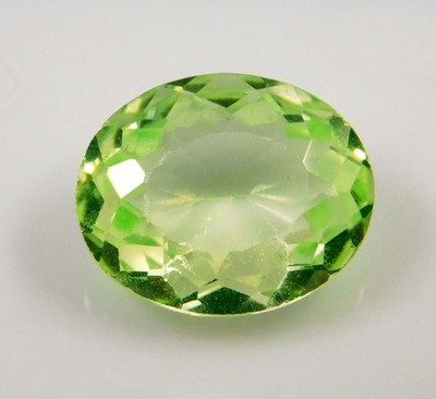 3,85 ct natürlicher mintgrüner Turmalin ovaler Schliff funkelnder loser Edels...