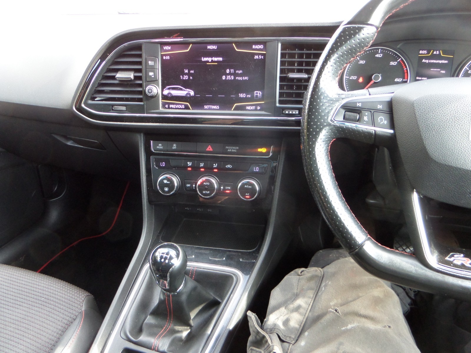 2018 Seat Leon, photograph 16