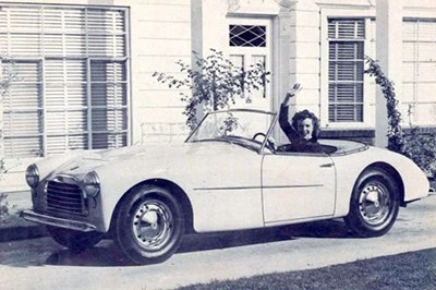 1954 Swallow Doretti Sounds Italian But It's a Triumph-Jaguar Blend