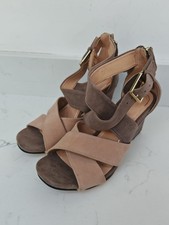 Image of Clarks Suede Strappy Wedge Sandals Size 3.5 D Taupe Combo Ysabelle Jules Zip