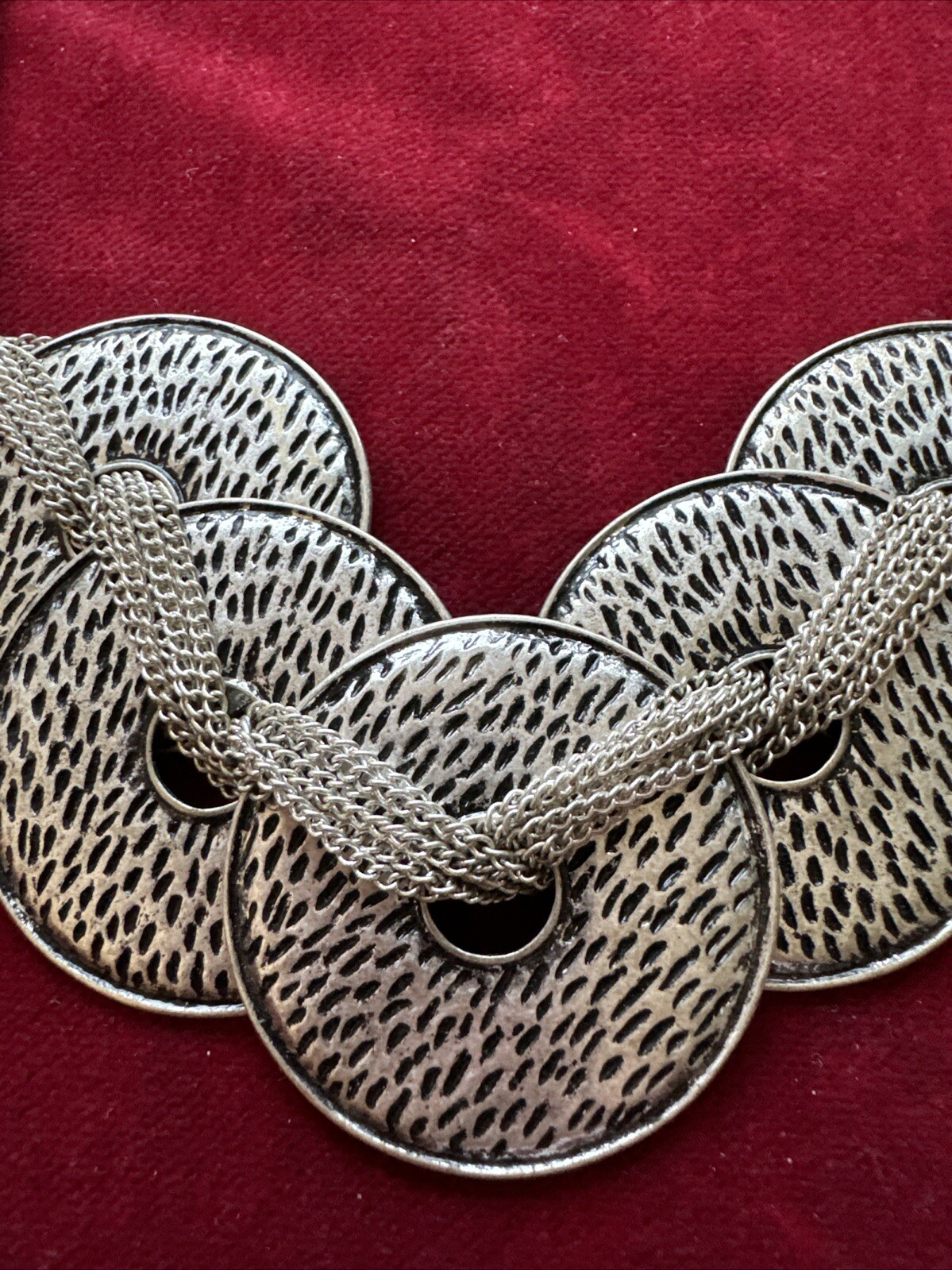 Premier Designs Silver Tone "Common Thread" Faux … - image 3