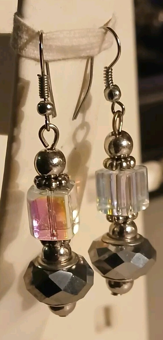 Vintage Geometric Multi Bead Dangle Drop Earrings… - image 2