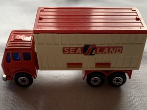 matchbox mercedes container truck 1976
