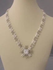 New White Snowflake Pendant Beaded Necklace 19"