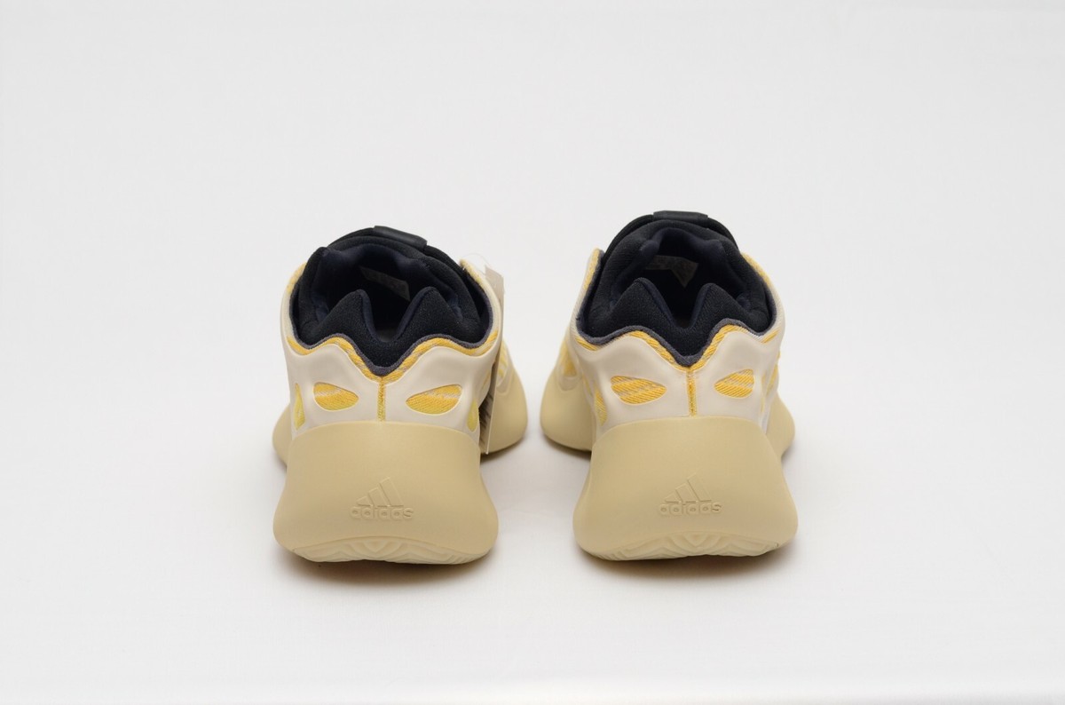adidas Yeezy 700 V3 Safflower Sz 12 | eBay