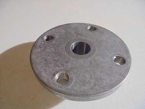 OEM John Deere Fan Hub Part # R40662 - Picture 4 of 5