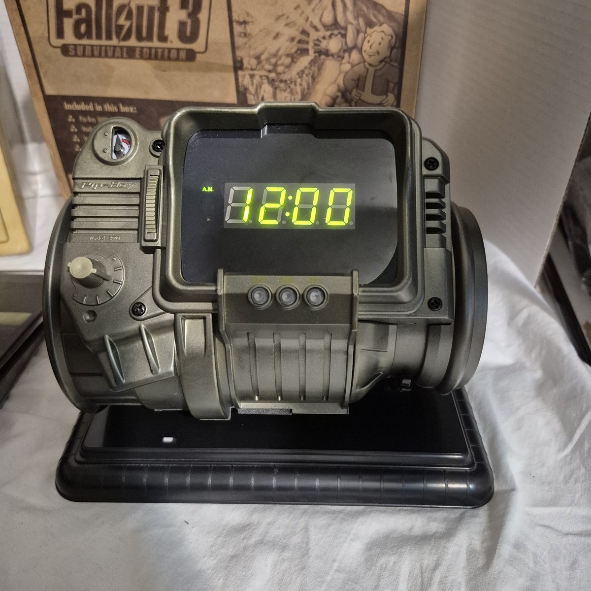 Fallout 3 Survival Edition PC - CIB - Pip Boy 3000 Clock Tested