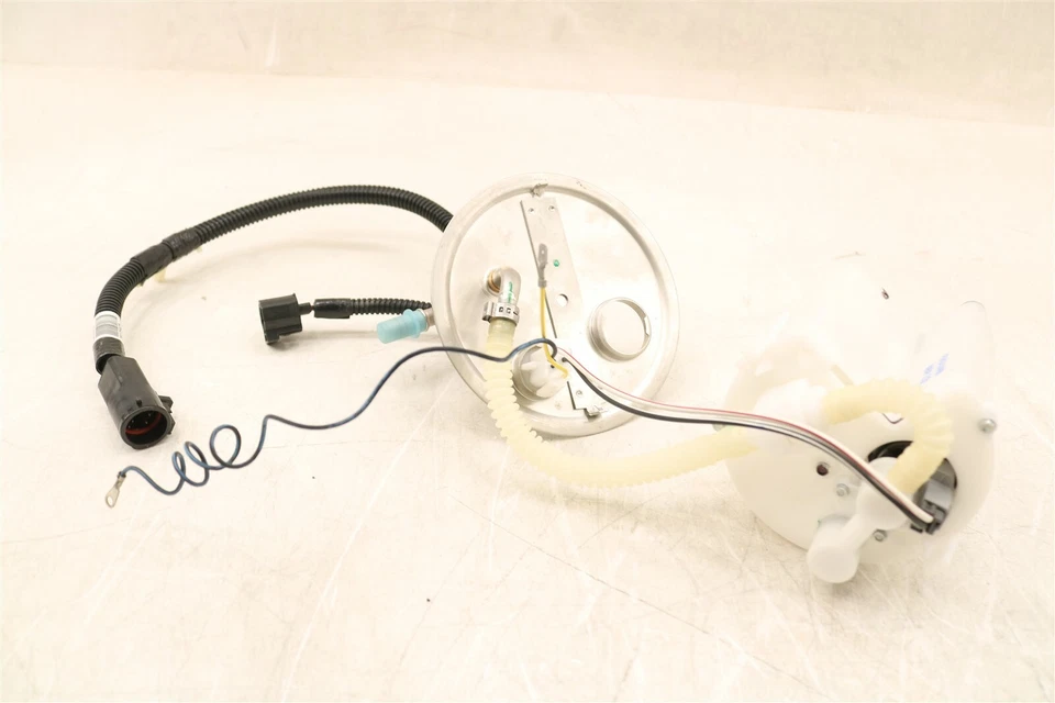 NEW Motorcraft Fuel Pump Module PFB-72 Lincoln Continental 4.6L 1998-1999 - Image 4 of 4