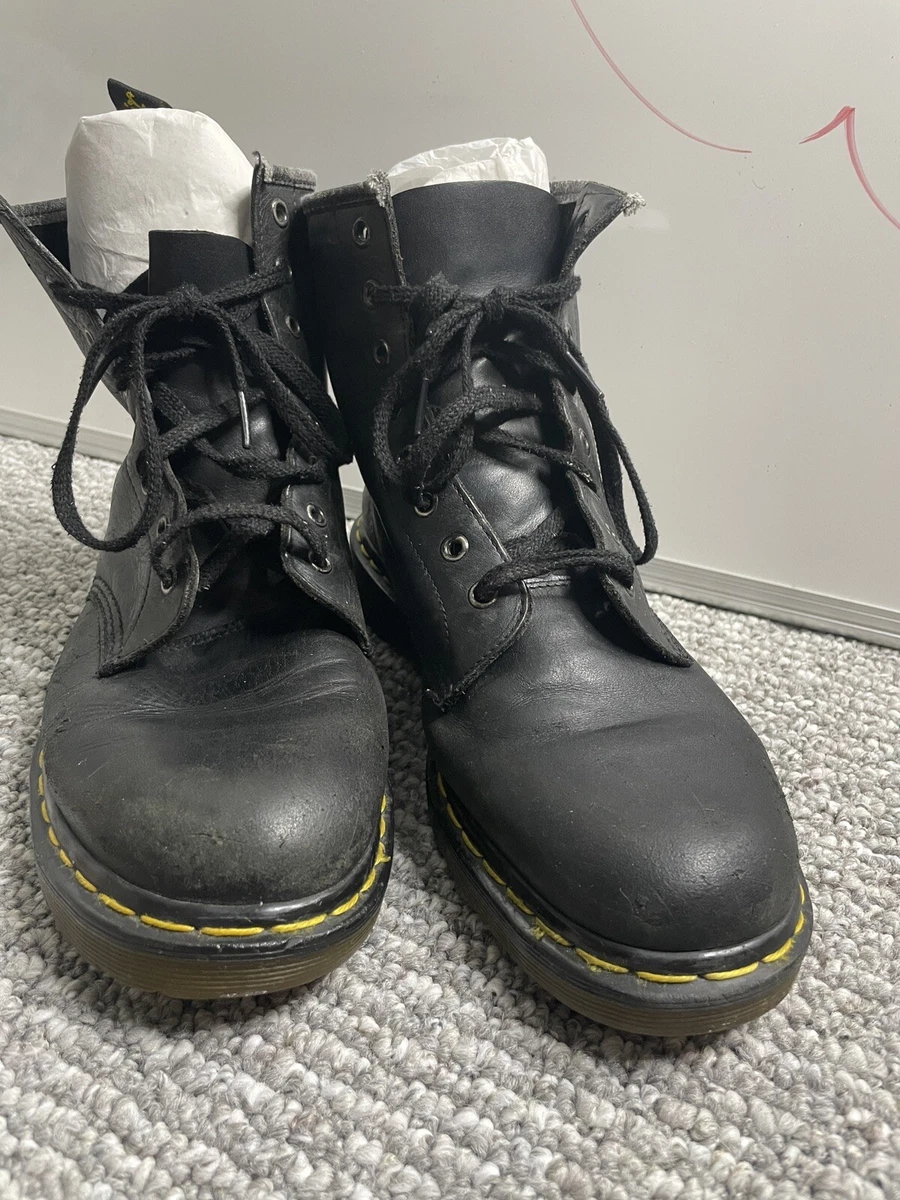 Used doc cheap martens 1460