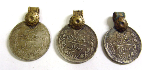3 vintage  Islamic martyr tulip wreath coin tribal amulet memento pendants 47700