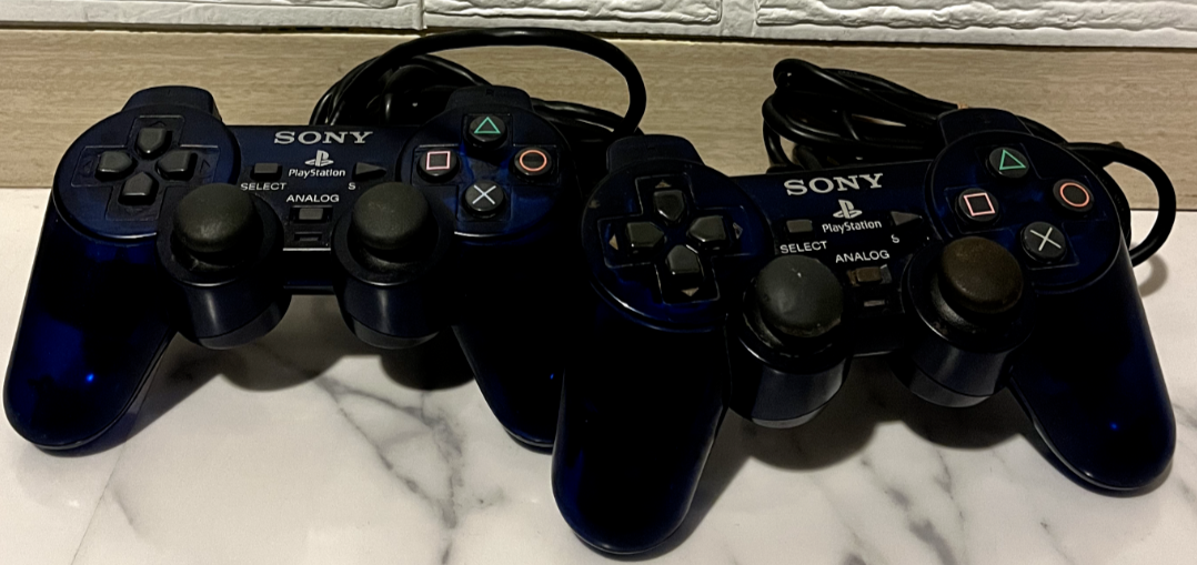 PS2ジャンク＆PS2コントローラー playstation 2 controller game machine Single junk item sony