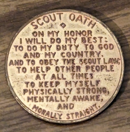 Vintage Boy Scout (BSA) 1960 50 Years Of Service Scout Oath Token Coin - Picture 2 of 3