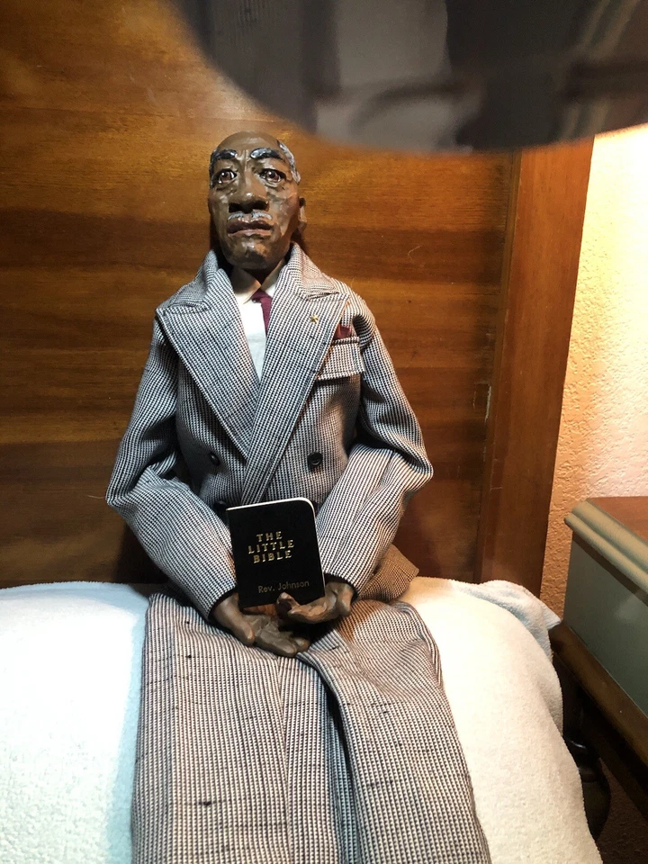 Familia de piernas largas de papá. Reverendo Johnson Familia de Cuatro Foto 2 de 4