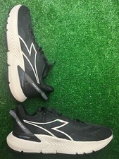Diadora Mythos Blushield Volo 3 Women  s SZ 6.5 Black/Casper White Running Shoes