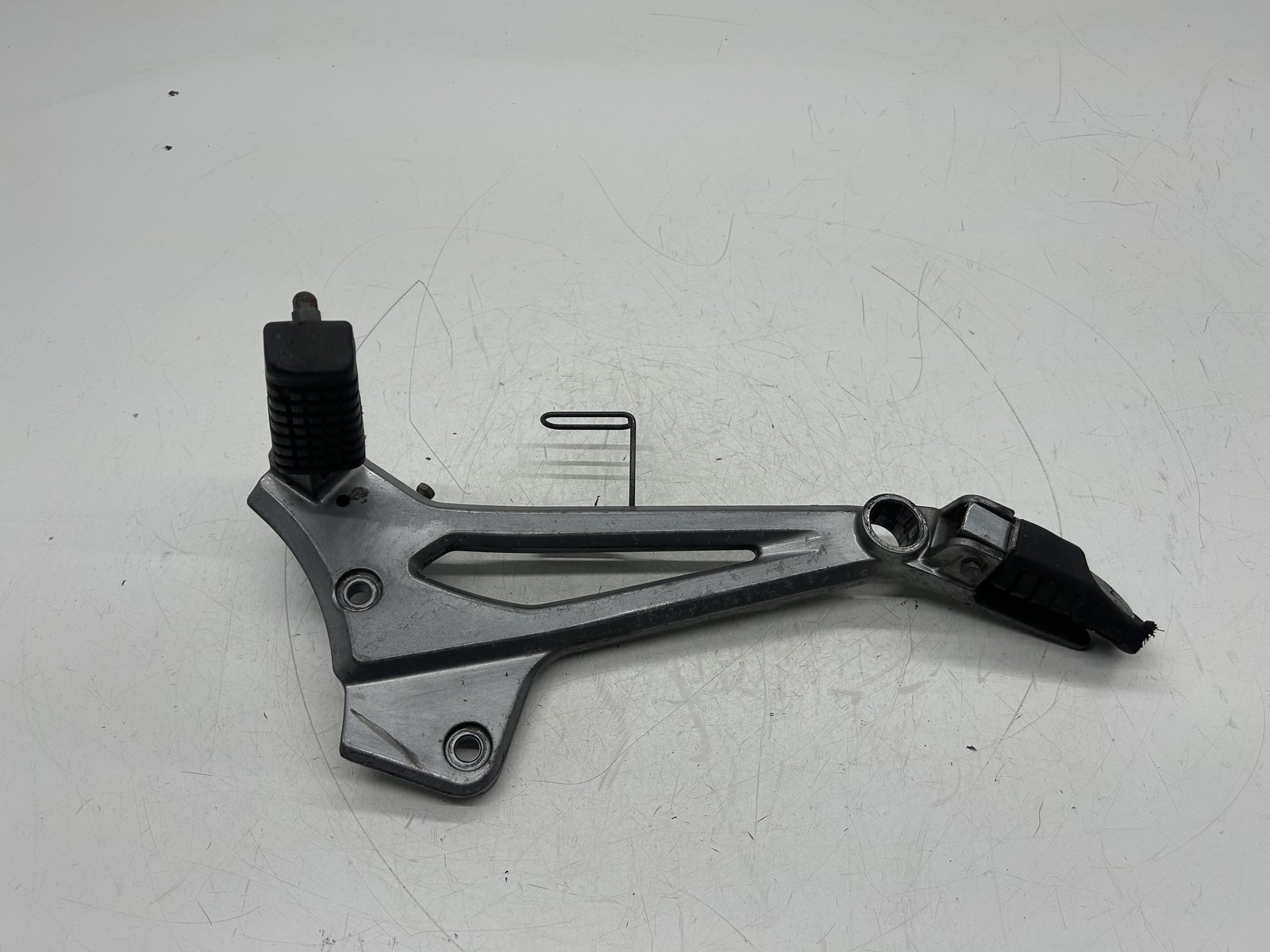 PEDANA PEDALE POGGIAPIEDI DESTRA KAWASAKI ER-5 500 1996-2000 EX500AE