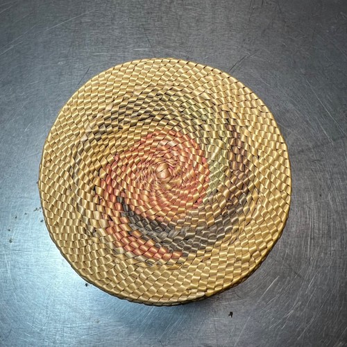 Vintage MAKAH Native American Basket with Lid 4" wide x 2.5" tall