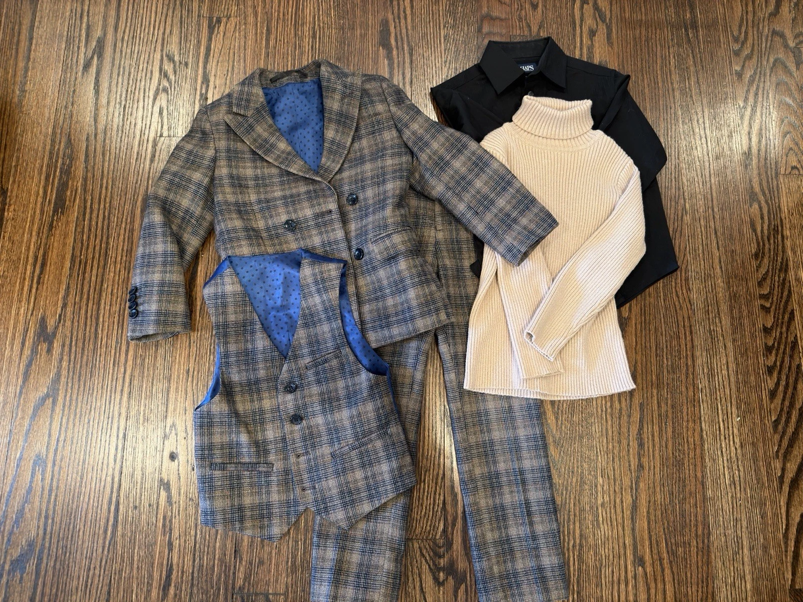 Isaac Mizrahi Size 5 Boys 3-Piece Plaid Suit Blazer Vest Pants + 2 Shirt Formal
