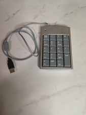 Targus Numeric Keypad Model No. PAKP004 USB plug-in ports