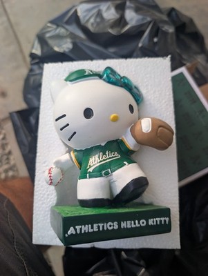 Sacramento A's Athletics 2026 Hello Kitty Sanrio Bobblehead Bobble Oakland (Cc)