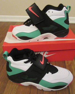 Nike Air Diamond Turf Size 11.5 Gamma Green Atomic Red 309434 301 New NIB 2013