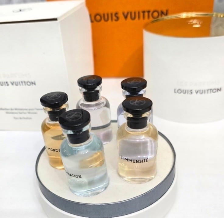 Louis Vuitton LES PARFUMS 5種セット　激安　新品未使用 Louis Vuitton Les Parfums 10ml Miniature Set 5 Mini Travel