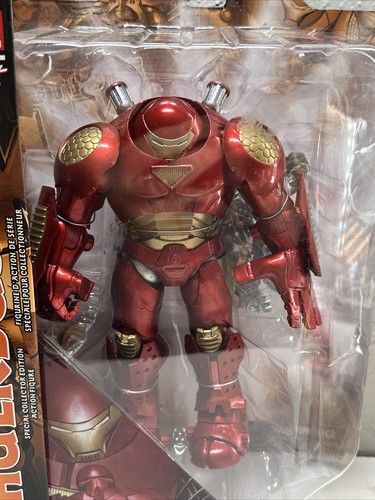 IRON MAN Marvel Diamond Select Hulkbuster Disney Action Figure - Box Damaged - Picture 2 of 4