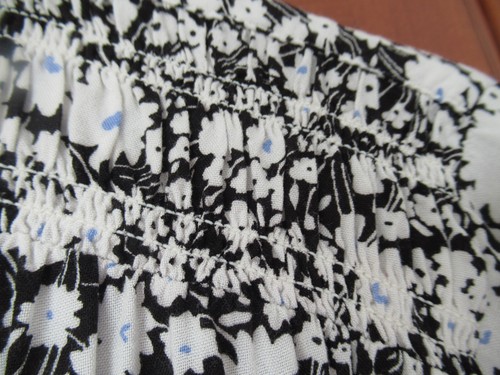 LOVELY MARKS & SPENCER COLLECTION FLORAL BLOUSE - BLACK/MULTI 20 - Picture 4 of 5