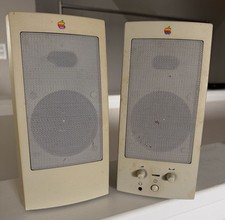 Apple Design M 6082 Vintage Powered Computer Speakers M6082 Stock